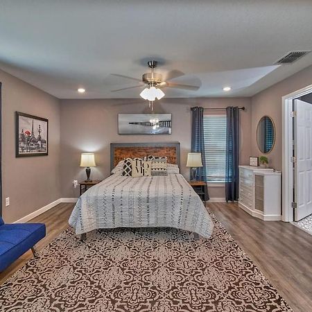 Cozy Haven Attached To Million Home - South Tampa Bagian luar foto