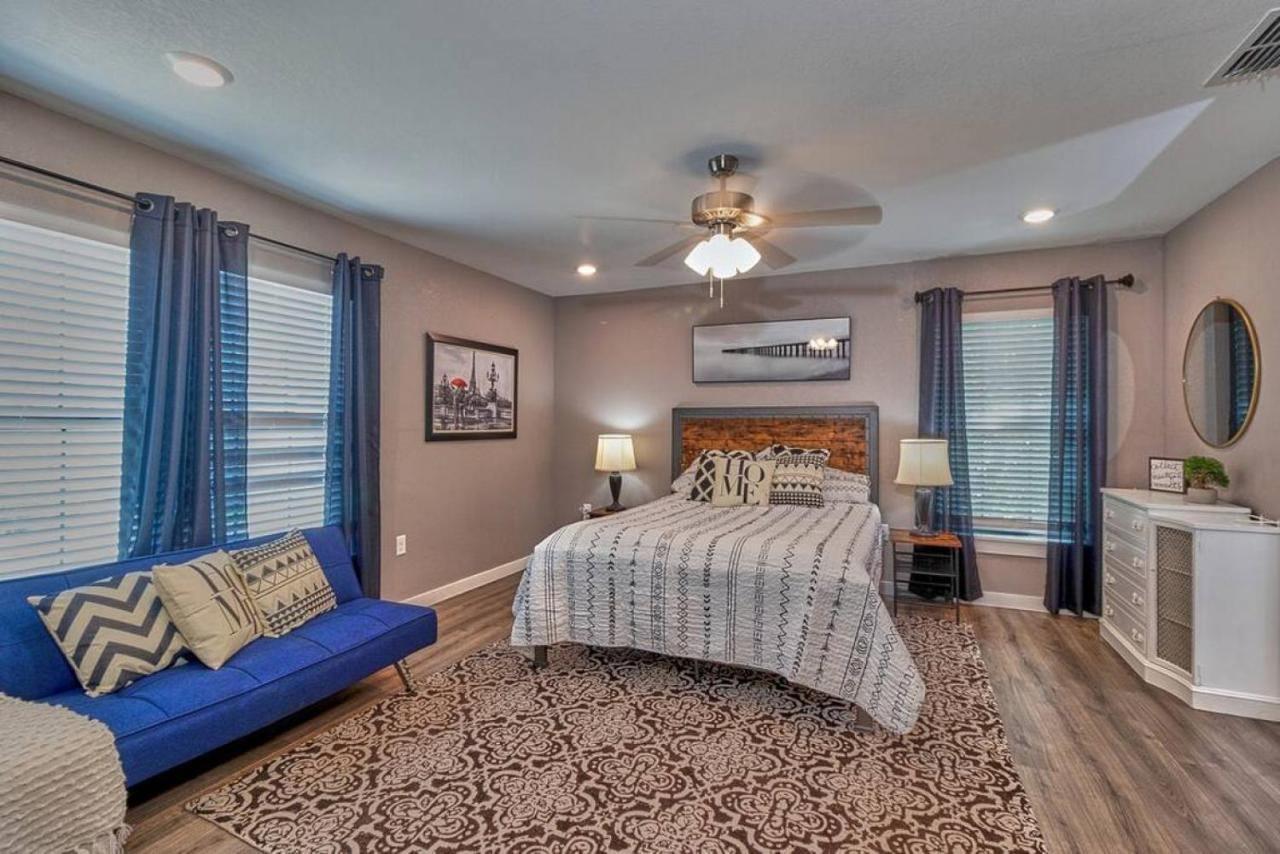 Cozy Haven Attached To Million Home - South Tampa Bagian luar foto