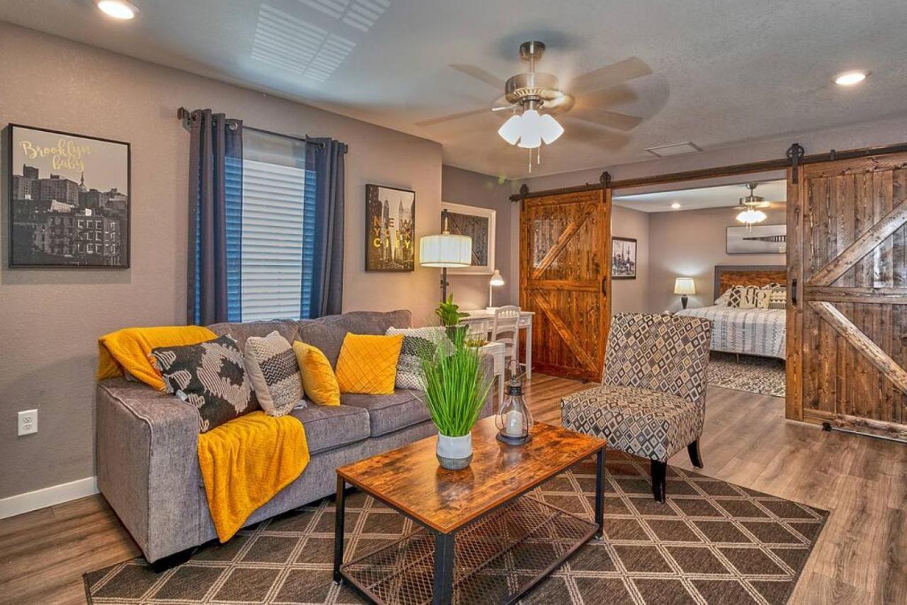 Cozy Haven Attached To Million Home - South Tampa Bagian luar foto