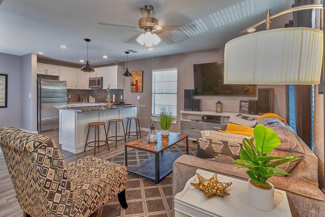 Cozy Haven Attached To Million Home - South Tampa Bagian luar foto