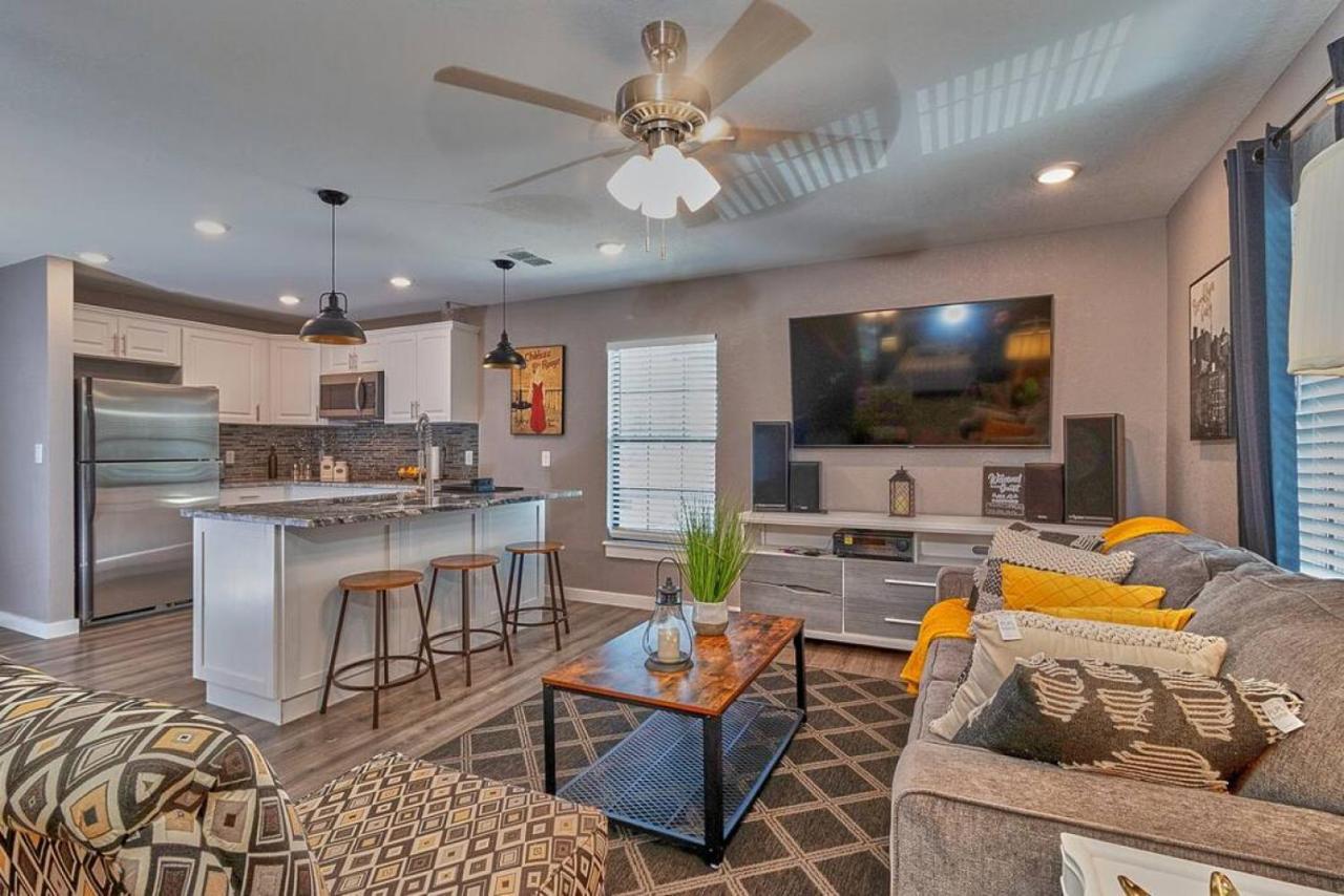 Cozy Haven Attached To Million Home - South Tampa Bagian luar foto